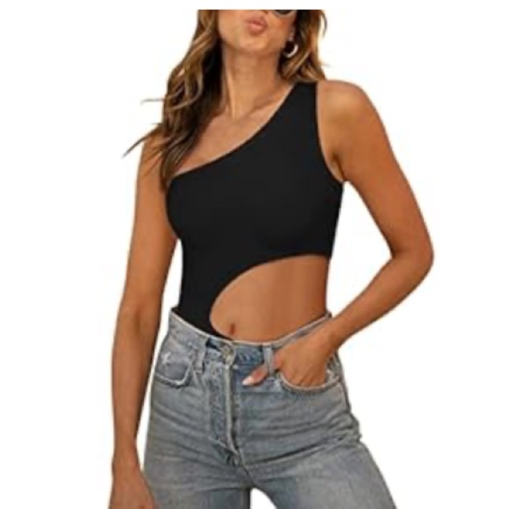 Black One-Shoulder Cutout Bodysuit